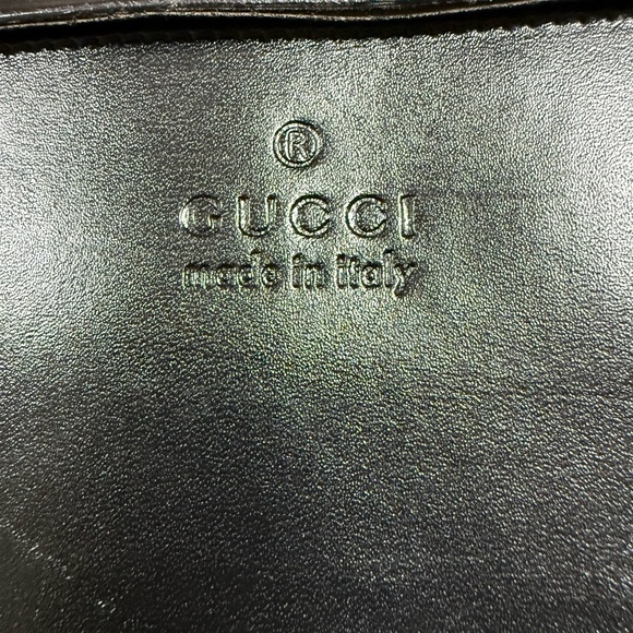 🔥SOLD🔥Authentic Gucci Beige GG Supreme Canvas Tote with Black Leather Pocket - Picture 7 of 17